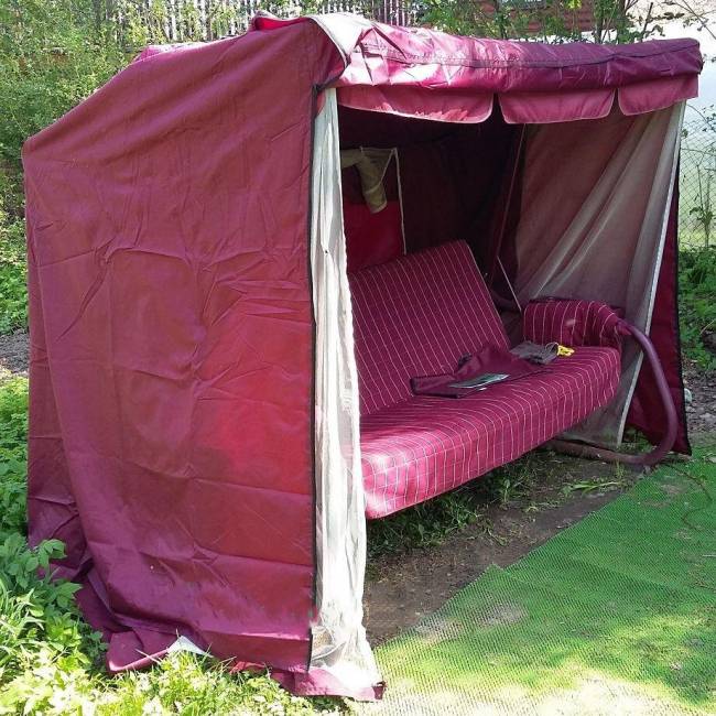 Чехол ЛЮКС для садовых качелей ОАЗИС, бордо Чехол ЛЮКС для садовых качелей ОАЗИС, бордо