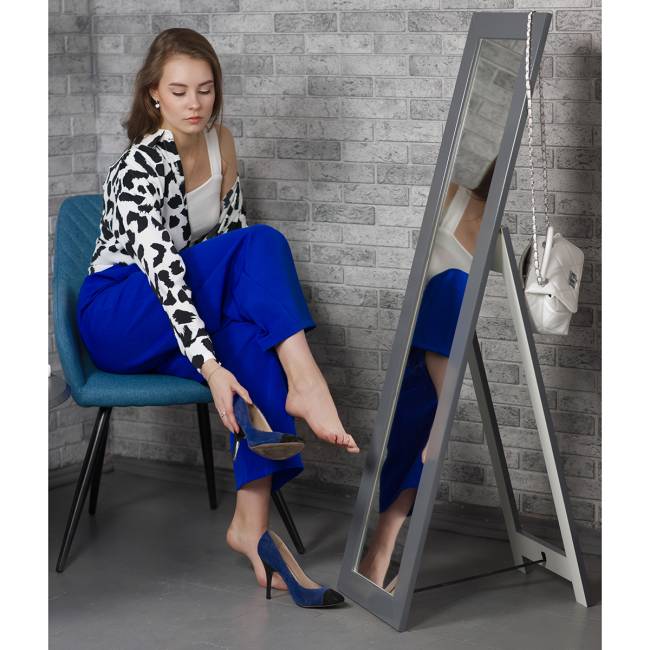 Зеркало напольное BeautyStyle 8 серый графит 138 см х 35 см Зеркало напольное BeautyStyle 8 серый графит 138 см х 35 см