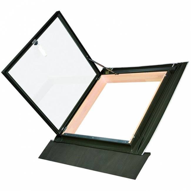 Мансардное окно FAKRO WLI, дерево Мансардное окно FAKRO WLI, дерево