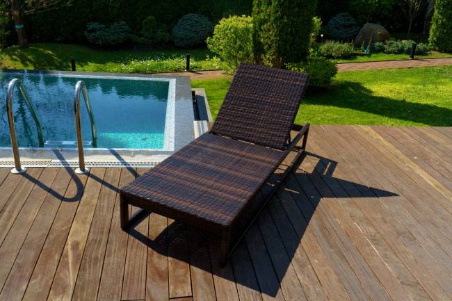 Шезлонг из искусственного ротанга "КИОТО", коричневый